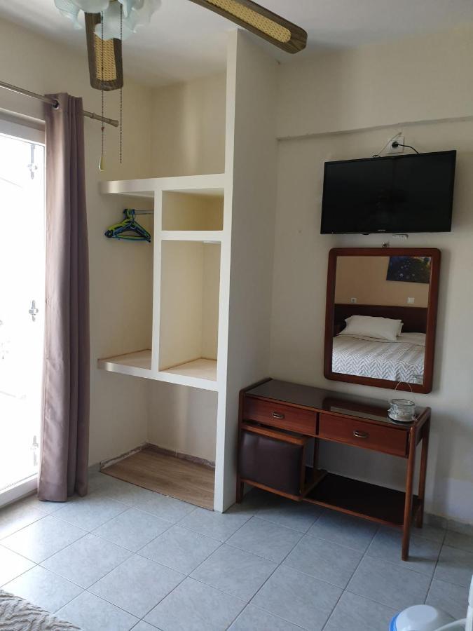 Ballas Apartment Agia Efimia